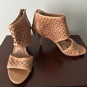 BCBGMAXAZRIA Ma-Helena Peep toe laser-cut leather sandals